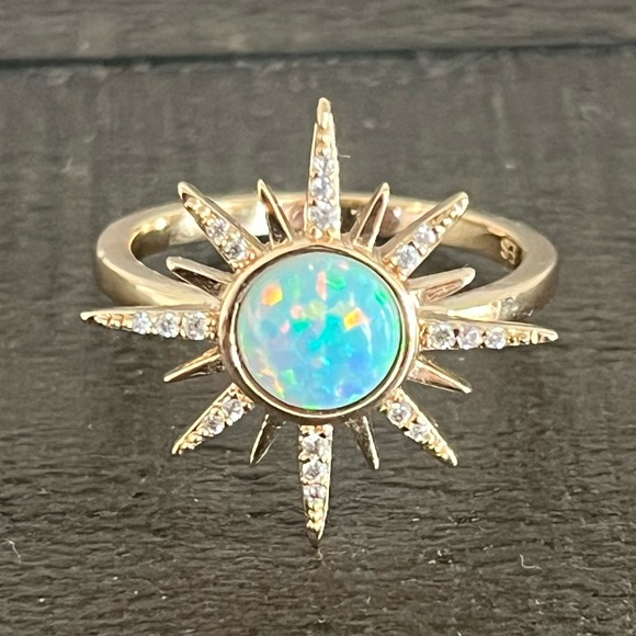 Elizabeth Stone (stamped) starburst ring - size 8 - Picture 1 of 6
